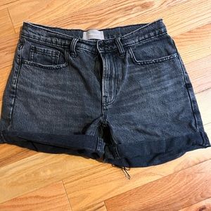 Everlane black denim shorts #thebest